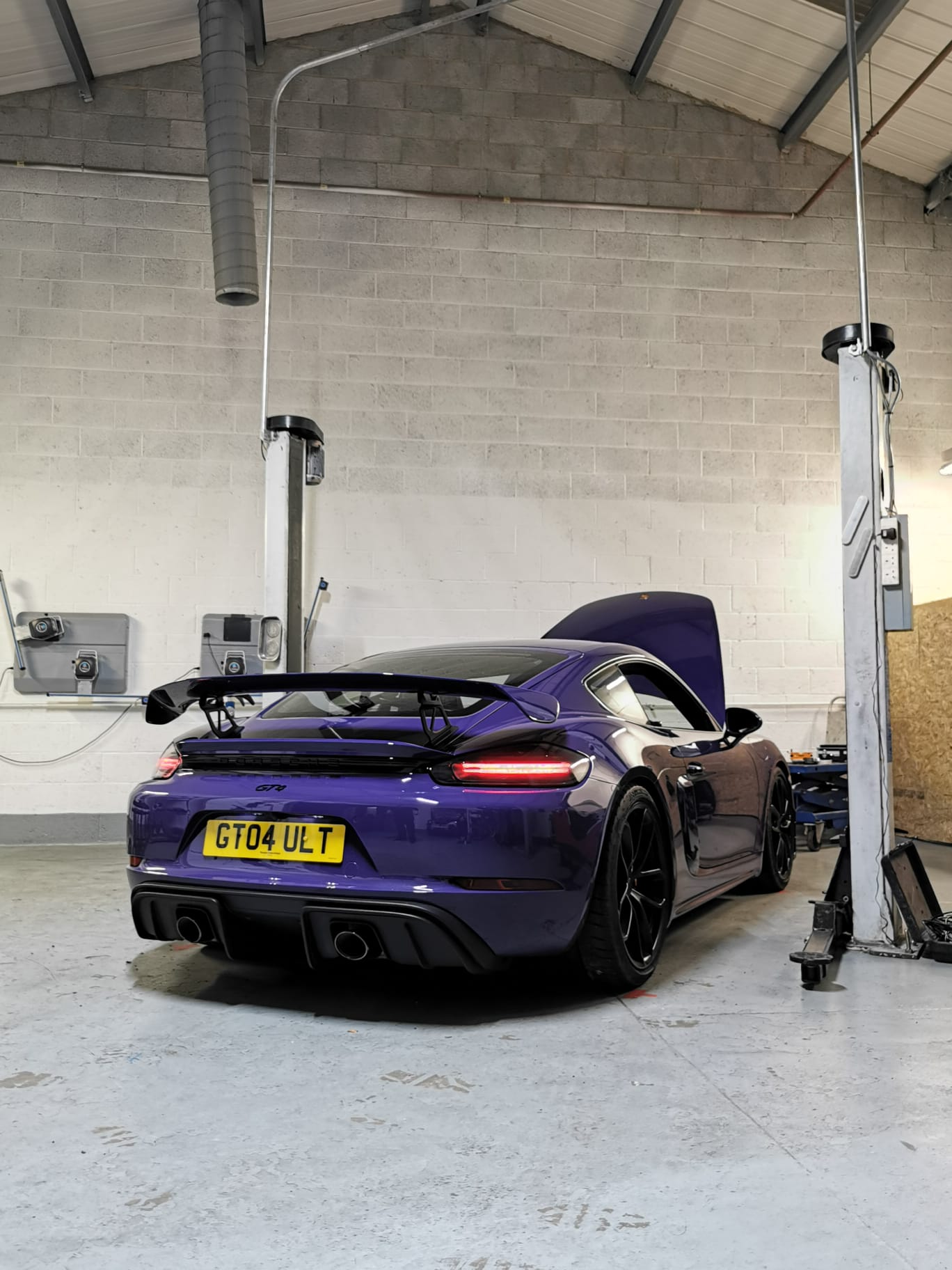 STG 718 Spyder/GT4 & 981 GT4 Chassis Setup